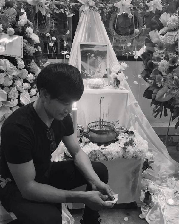 โจ บอยสเก๊าท์ โจ บอยสเก๊าท์