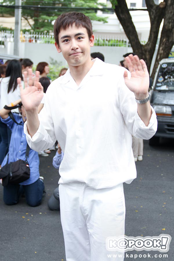 นิชคุณ หรเวชกุล นิชคุณ หรเวชกุล