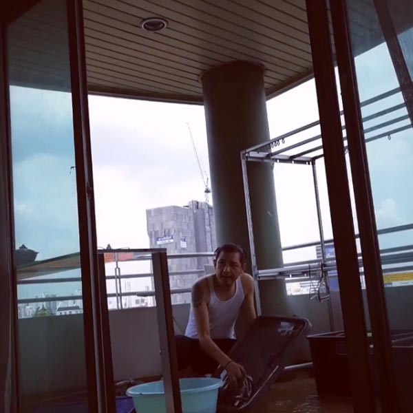 นิโคล ศรราม นิโคล ศรราม