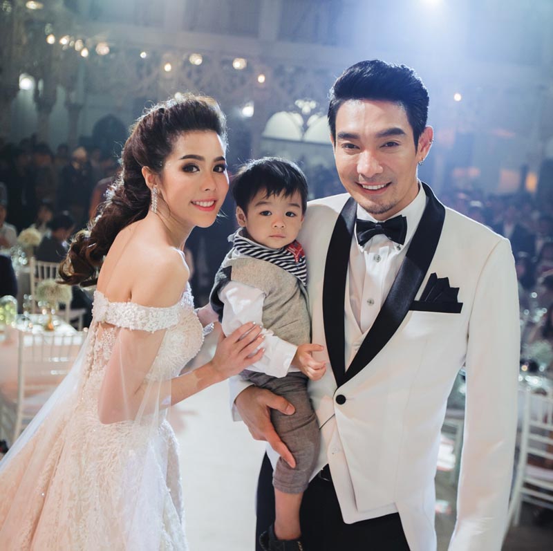 ท็อป ดารณีนุช ผัดไท อาฟเตอร์ปาร์ตี้ งานแต่ง โอ๊ต จีน่า ท็อป ดารณีนุช ผัดไท อาฟเตอร์ปาร์ตี้ งานแต่ง โอ๊ต จีน่า