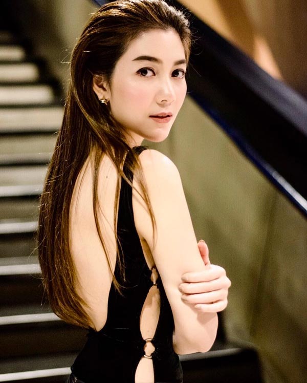 วุ้นเส้น ยินดี ชาคริต แต่งงานใหม่ วุ้นเส้น ยินดี ชาคริต แต่งงานใหม่