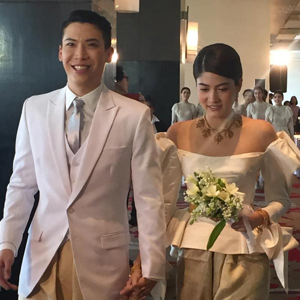 งานหมั้น มาร์กี้ ป๊อก งานหมั้น มาร์กี้ ป๊อก