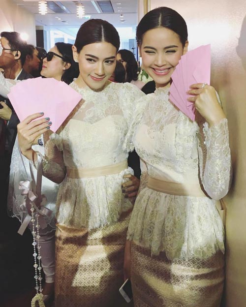 งานหมั้น มาร์กี้ ป๊อก งานหมั้น มาร์กี้ ป๊อก