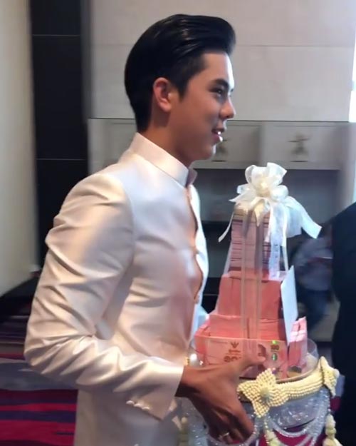 งานหมั้น มาร์กี้ ป๊อก งานหมั้น มาร์กี้ ป๊อก