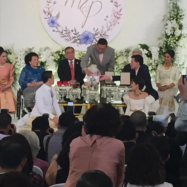 งานหมั้น มาร์กี้ ป๊อก งานหมั้น มาร์กี้ ป๊อก