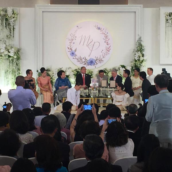 งานหมั้น มาร์กี้ ป๊อก งานหมั้น มาร์กี้ ป๊อก