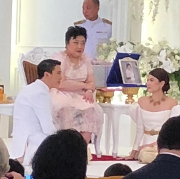 งานหมั้น มาร์กี้ ป๊อก งานหมั้น มาร์กี้ ป๊อก