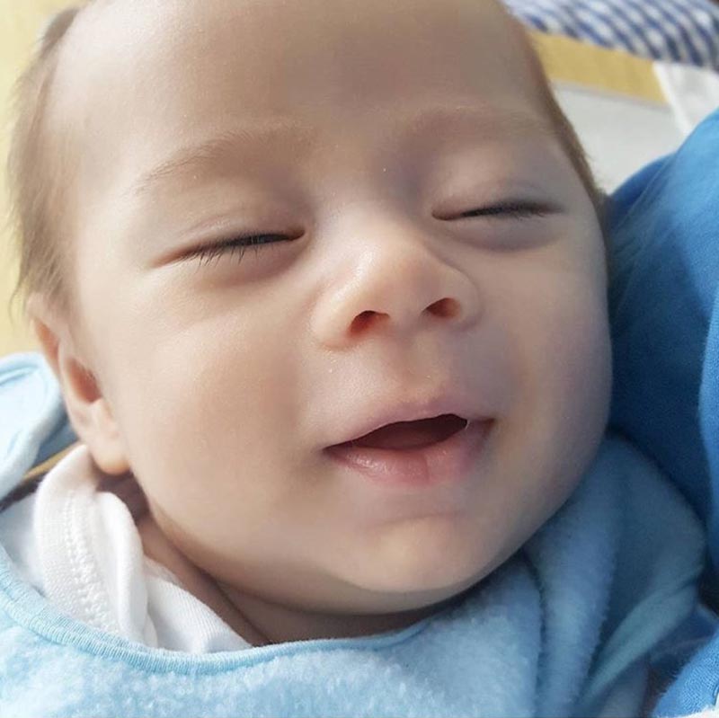 ชมพู่ อารยา น้องสายฟ้า น้องพายุ ชมพู่ อารยา น้องสายฟ้า น้องพายุ