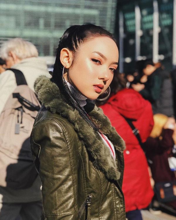 พลอยชมพู โต้ทำศัลยกรรม พลอยชมพู โต้ทำศัลยกรรม