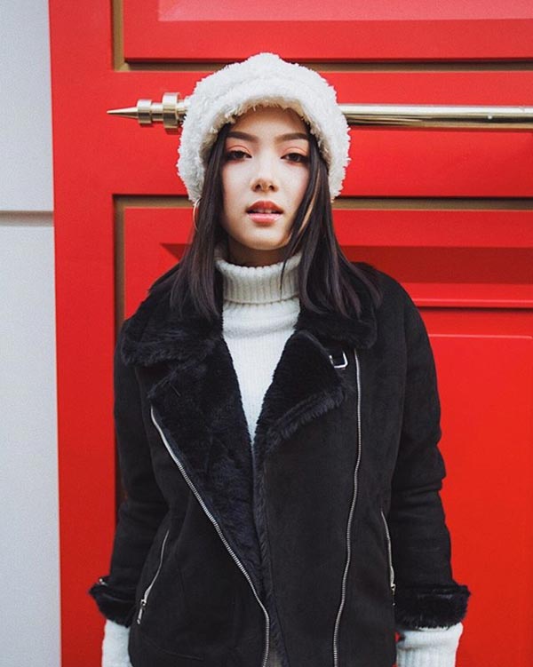 พลอยชมพู โต้ทำศัลยกรรม พลอยชมพู โต้ทำศัลยกรรม