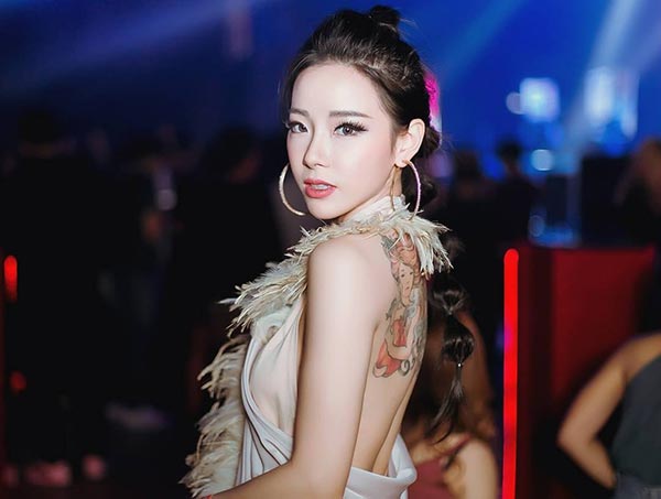 ทับทิม มัลลิกา ทับทิม มัลลิกา