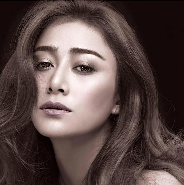 แอน มิตรชัย แอน มิตรชัย