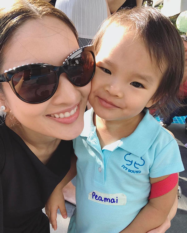 แอฟ ทักษอร น้องปีใหม่ แอฟ ทักษอร น้องปีใหม่