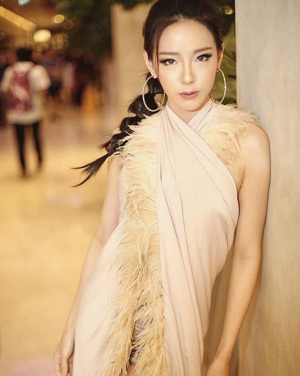 ทับทิม มัลลิกา ทับทิม มัลลิกา