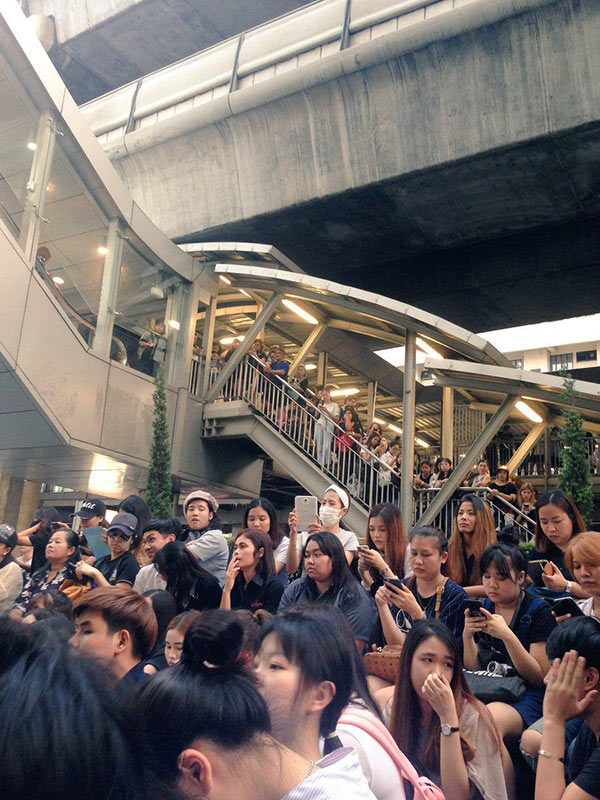 เป๊ก ผลิตโชค เป๊ก ผลิตโชค