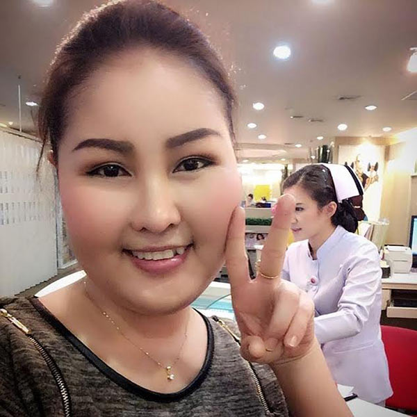 หญิงลี ศรีจุมพล หญิงลี ศรีจุมพล