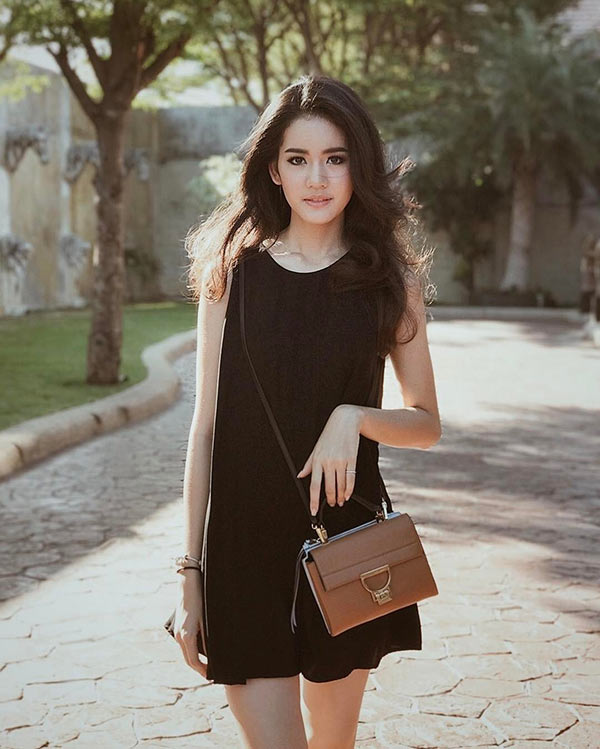 โบว์ เมลดา ปุ๊กลุก ฝนทิพย์ โบว์ เมลดา ปุ๊กลุก ฝนทิพย์