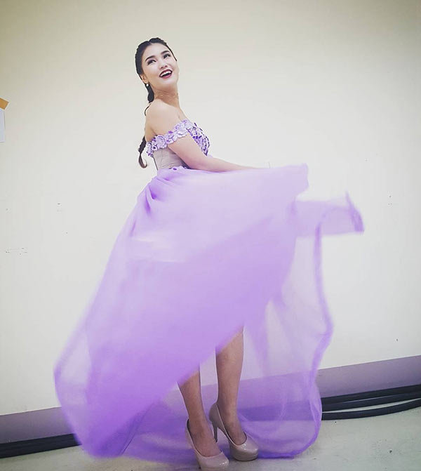 ชมพู่ ก่อนบ่าย ชมพู่ ก่อนบ่าย