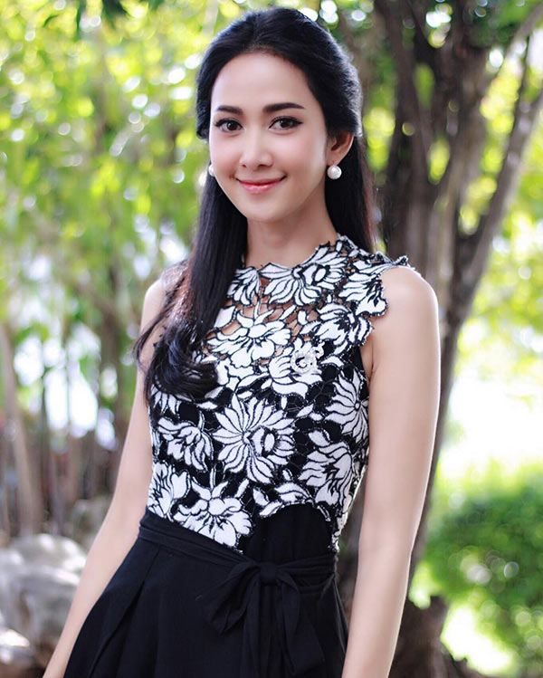 ยุ้ย จีรนันท์ ธัญญ์ ธนากร ยุ้ย จีรนันท์ ธัญญ์ ธนากร