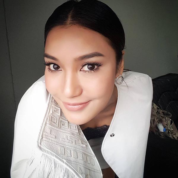 ชมพู่ ก่อนบ่าย ชมพู่ ก่อนบ่าย