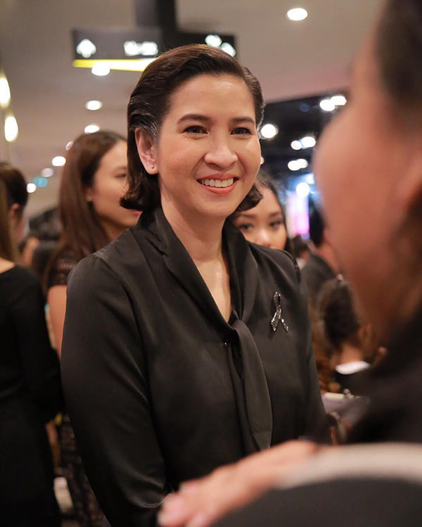 หมิว ก้อง หมิว ก้อง