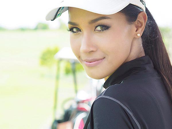 เมญ่า นนธวรรณ เมญ่า นนธวรรณ