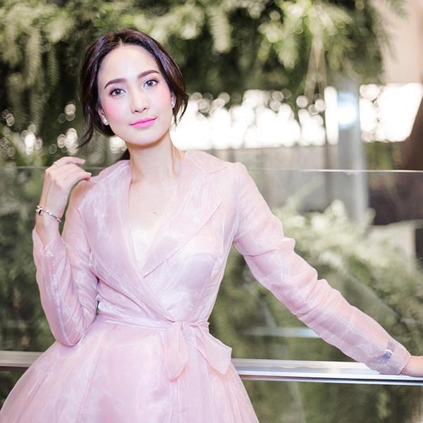 แต้ว ณฐพร แต้ว ณฐพร