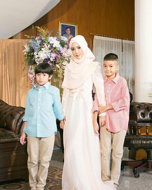 นุ๊ก สุทธิดา นุ๊ก สุทธิดา