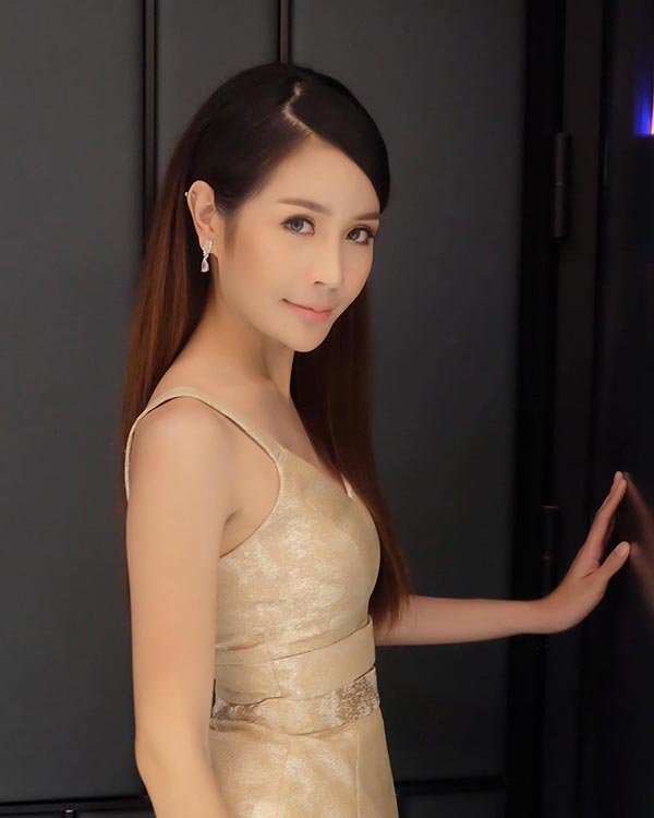 มิก รชยา มิสทิฟฟานี่ มิก รชยา มิสทิฟฟานี่