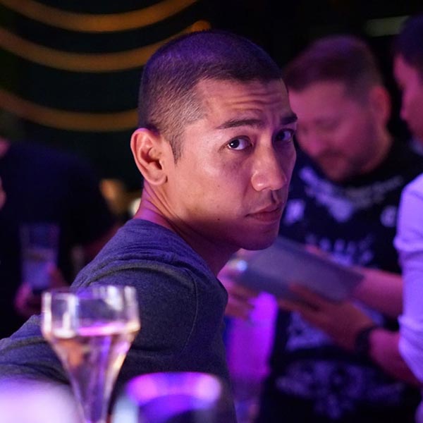 ป๋อมแป๋ม ดีเจเพชรจ้า ป๋อมแป๋ม ดีเจเพชรจ้า