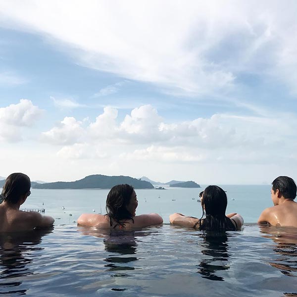 อเล็กซ์ เรนเดลล์ อเล็กซ์ เรนเดลล์