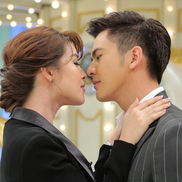 เต้ย เชียร์ เต้ย เชียร์