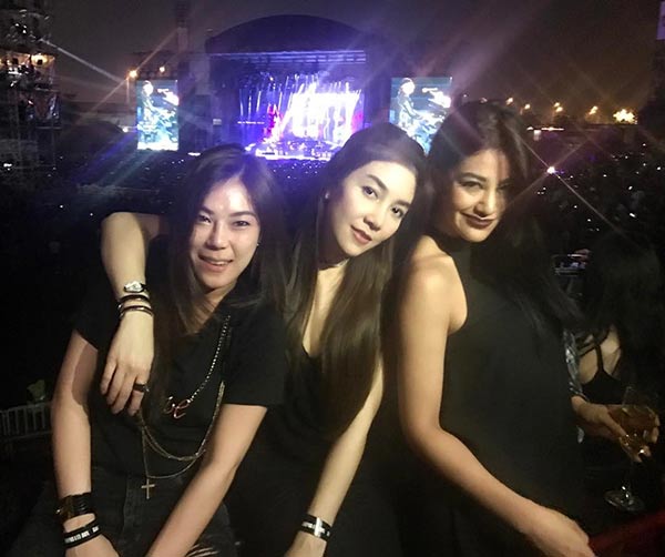 ไฮโซจิ๊บ เสาวนีย์ ไฮโซจิ๊บ เสาวนีย์