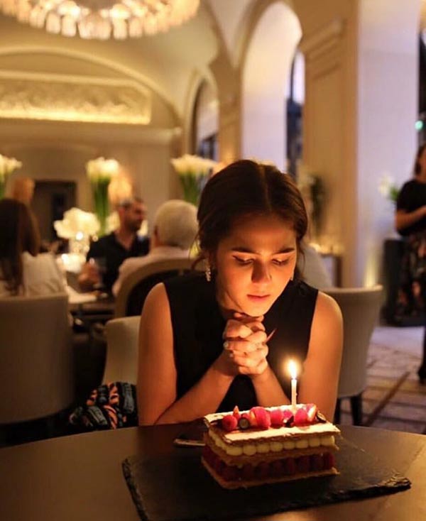 วันเกิดชมพู่ อารยา วันเกิดชมพู่ อารยา