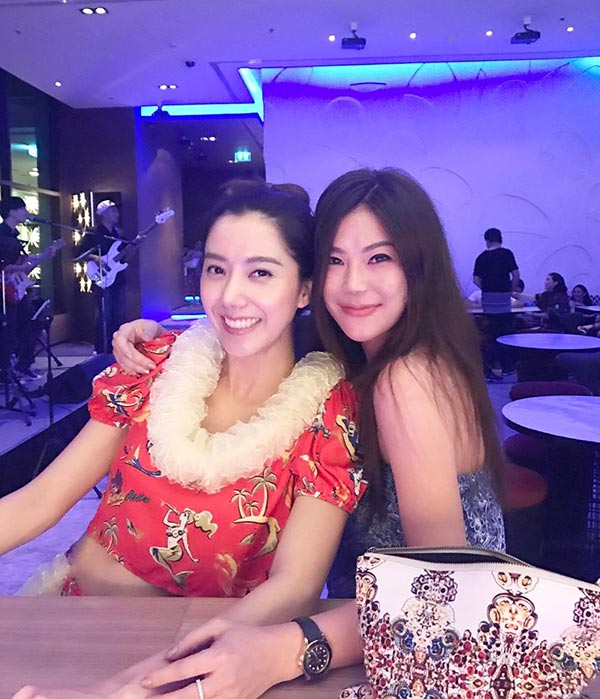 ไฮโซจิ๊บ เสาวนีย์ ไฮโซจิ๊บ เสาวนีย์