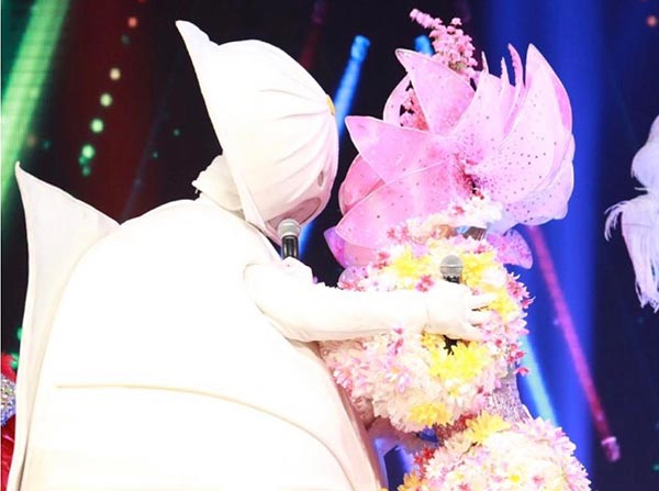 หน้ากากดอกไม้ หน้ากากซาลาเปา หน้ากากดอกไม้ หน้ากากซาลาเปา