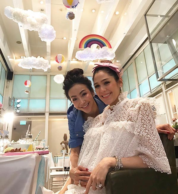 ชมพู่ อารยา ชมพู่ อารยา