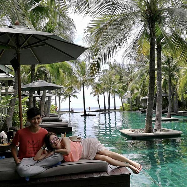 ศรราม นิโคล ศรราม นิโคล