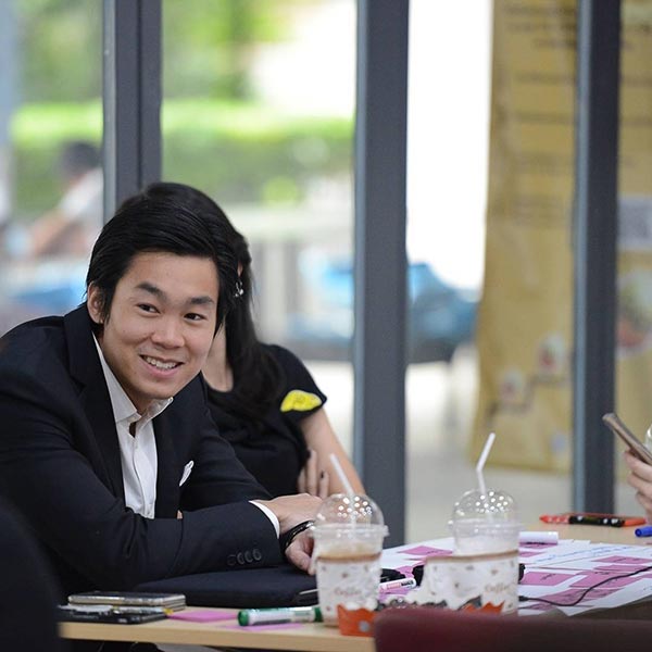 ไฮโซณัย วุ้นเส้น ไฮโซณัย วุ้นเส้น