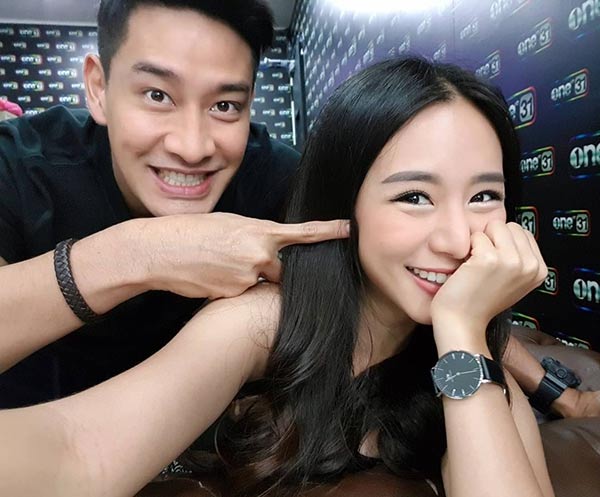 ป้อง ณวัฒน์ เฟิร์น อัญชสา ป้อง ณวัฒน์ เฟิร์น อัญชสา