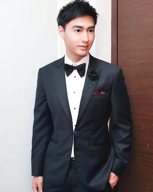 วิน ธาวิน วิน ธาวิน