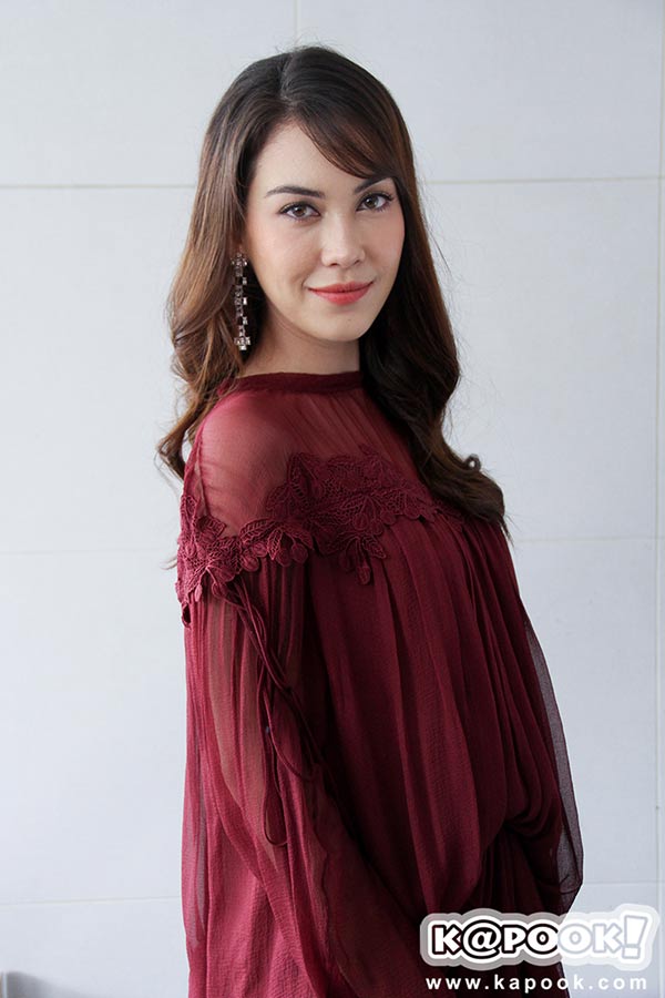 ณเดชน์ แมท ภีรนีย์ ยัยตัวร้ายกับนายต่างดาว ณเดชน์ แมท ภีรนีย์ ยัยตัวร้ายกับนายต่างดาว