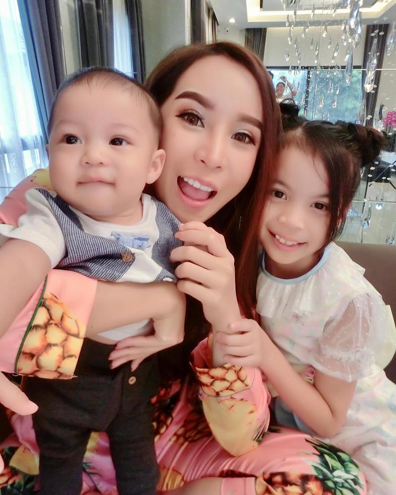 ออฟฟี่ แม็กซิม ออฟฟี่ แม็กซิม