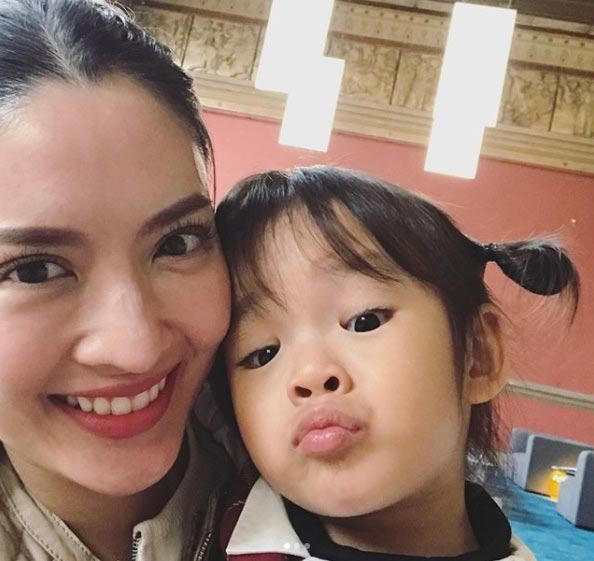 แอฟ ทักษอร น้องปีใหม่ แอฟ ทักษอร น้องปีใหม่
