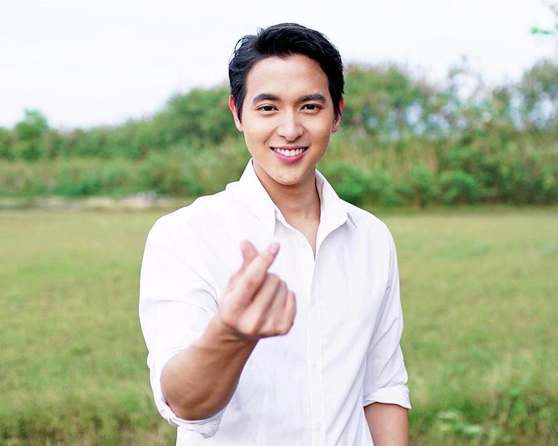 เจมส์ จิรายุ เจมส์ จิรายุ