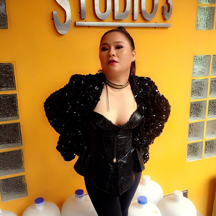 อิน บูโดกัน อิน บูโดกัน