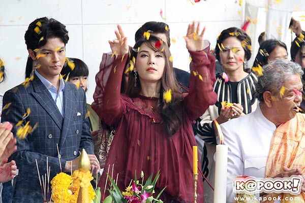 ณเดชน์ แมท ภีรนีย์ ยัยตัวร้ายกับนายต่างดาว ณเดชน์ แมท ภีรนีย์ ยัยตัวร้ายกับนายต่างดาว