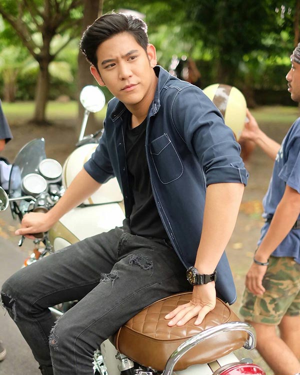 พอร์ช ศรัณย์ กีฟ ดราภดา พอร์ช ศรัณย์ กีฟ ดราภดา