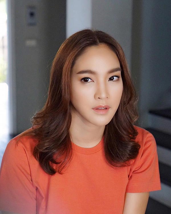 ตุ๊ก ชนกวนันท์ ตุ๊ก ชนกวนันท์