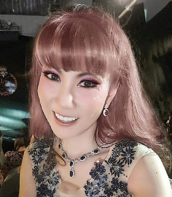 แก้ว อภิรดี แก้ว อภิรดี